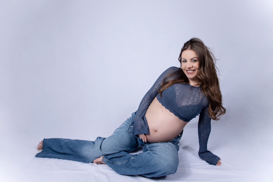 maternity clothes
